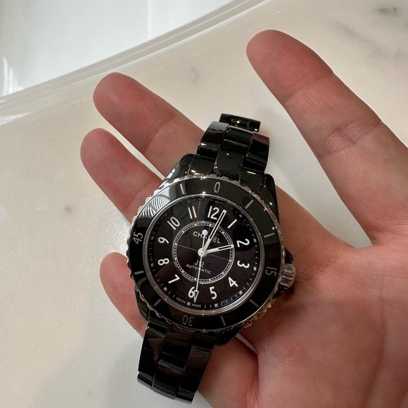Chanel J12 automatic movement 33mm in black high ceramic strap,, - Picture 5 of 5